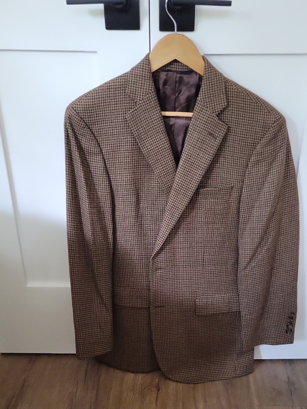 Classic Brown Houndstooth Sport Coat